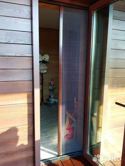 Москитные сетки плиссе на окна и двери