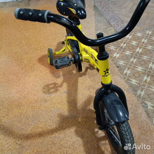 Детский трехколесный велосипед бу