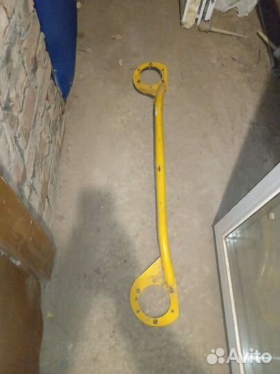 Усилитель стоек