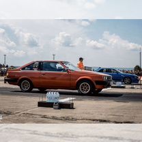 Toyota Carina 1.6 MT, 1983, 130 000 км, с пробегом, цена 1 200 000 руб.