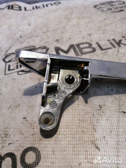 Ручка двери внутренняя левая Mercedes-Benz W211