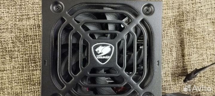 Cougar XTC 750 80 Plus
