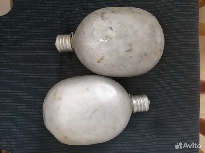 Советские походные фляжки для интерьера