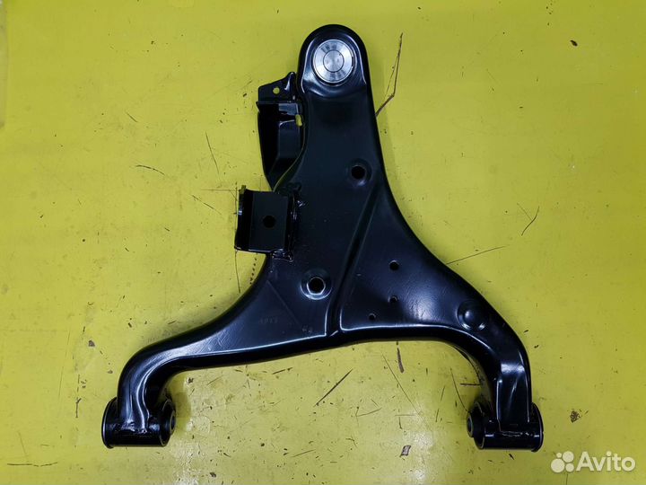 Рычаг передний правый Infiniti QX80 Z62 545005ZA0A