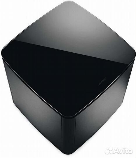 Сабвуфер Bose Bass Module 700 EU (черный, белый)