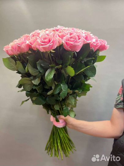 101 роза длина 80см. Голландия с доставкой