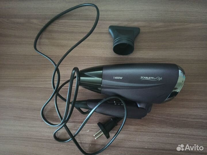 Фен Scarlett SC-HD70IT13