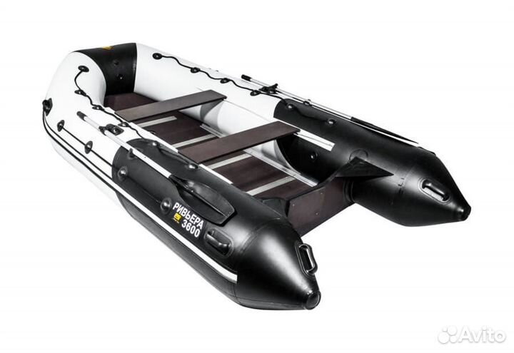 Моторная лодка Ривьера 3600 ск