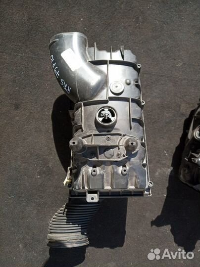 Корпус воздушного фильтра Range Rover L320 5.0