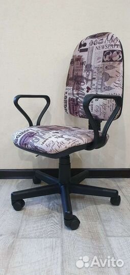 Компьютерное кресло офисный стул