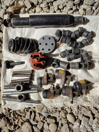 Запчасти газ 24