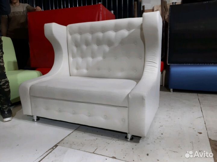 Диван для ресторана и отеля