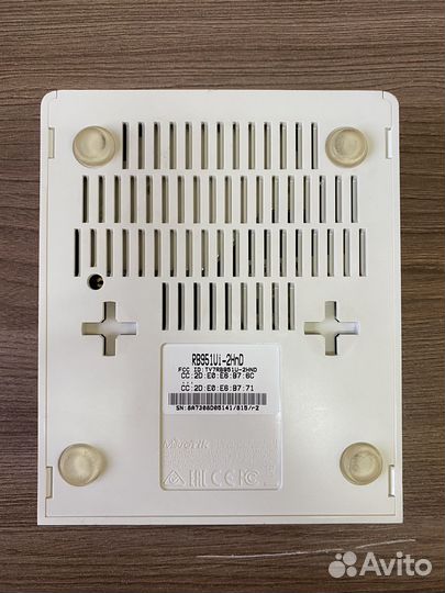 Wi-Fi роутер MikroTik RB951Ui-2HnD