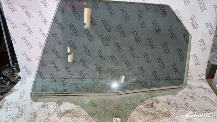 Стекло задней двери Mazda сх7 мазда