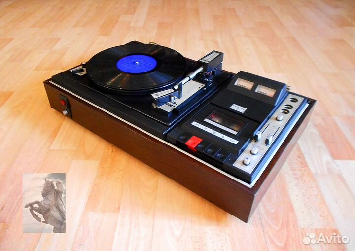 Проигрыватель винила Мелодия -105 стерео