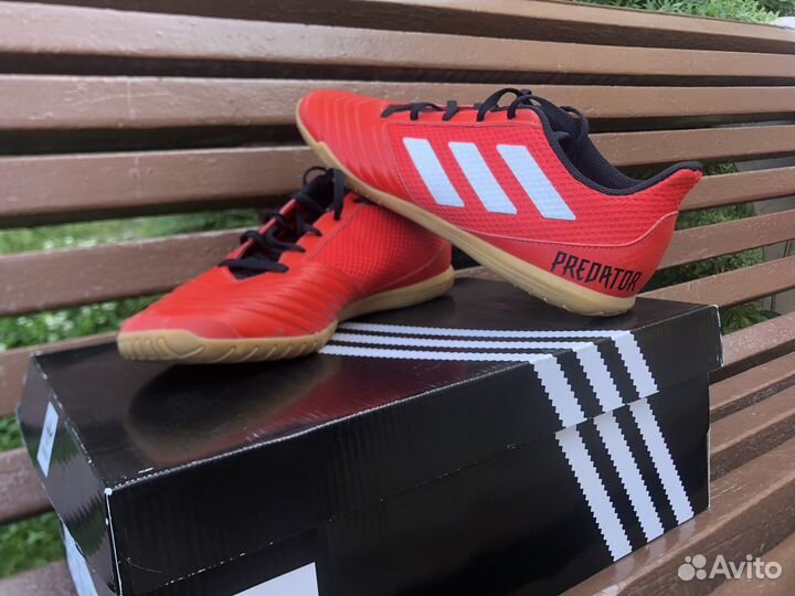 Футзалки adidas predator
