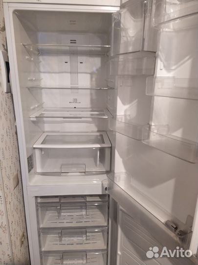 Холодильник LG