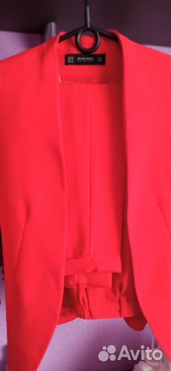 Пиджак с брюками женский