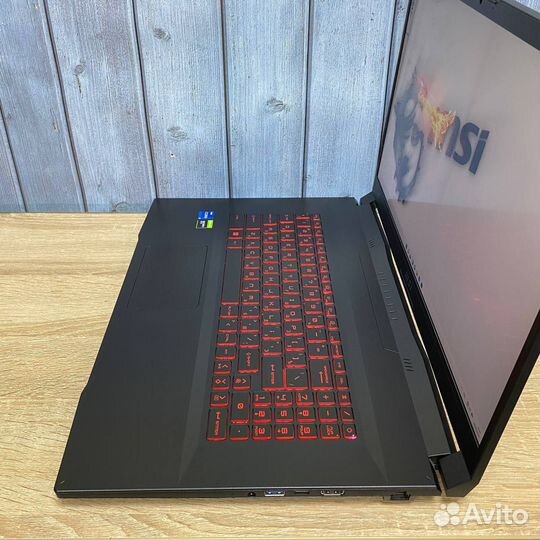 Игровой ноутбук Core i5, 17.3, GTX - гарантия