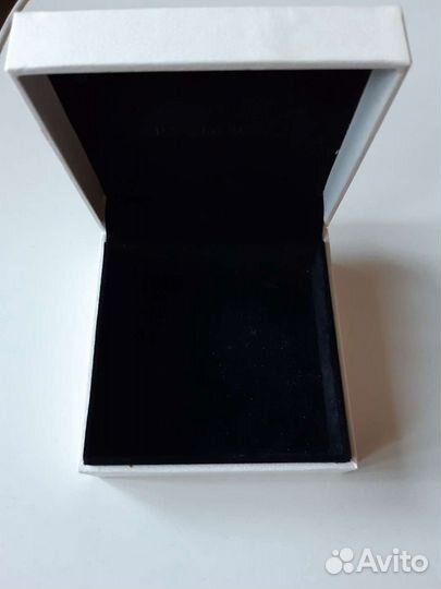 Коробка подарочная