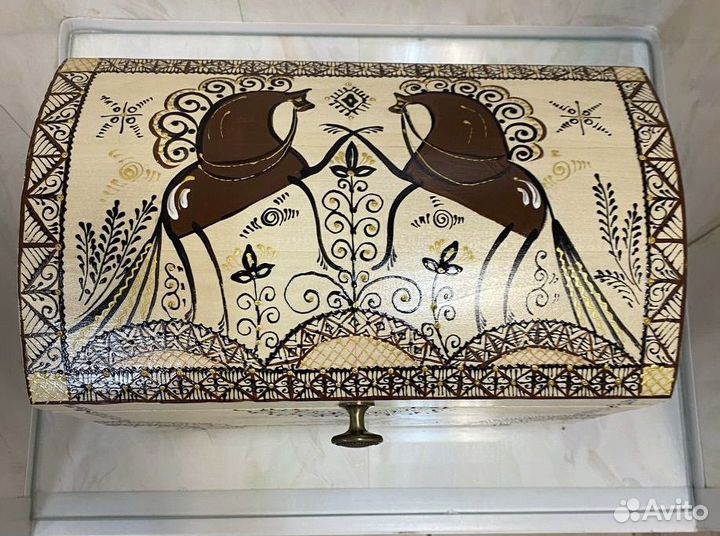 Сундук деревянный новый