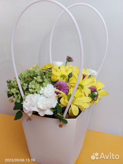 Букет в красивой коробочке