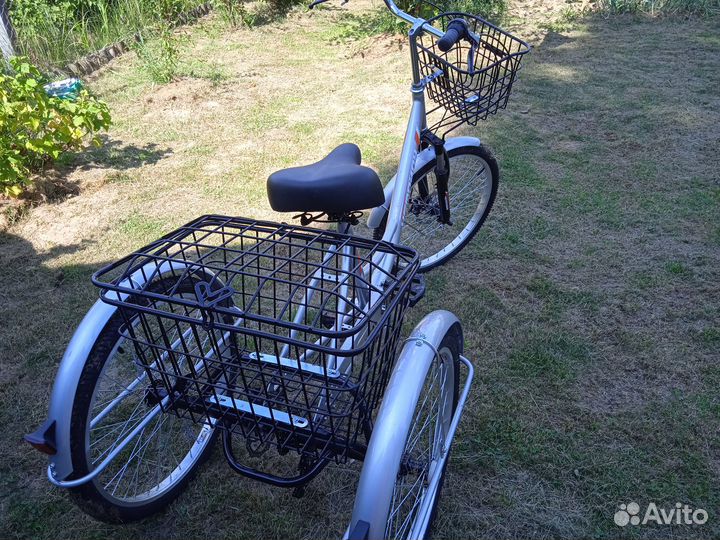 Взрослый трехколесный велосипед