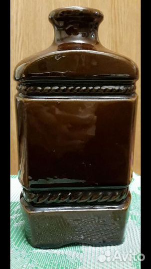 Графин или бутылка