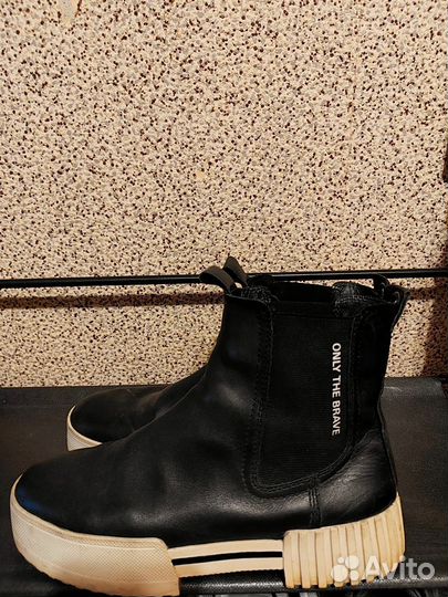 Обувь женская 39 размер