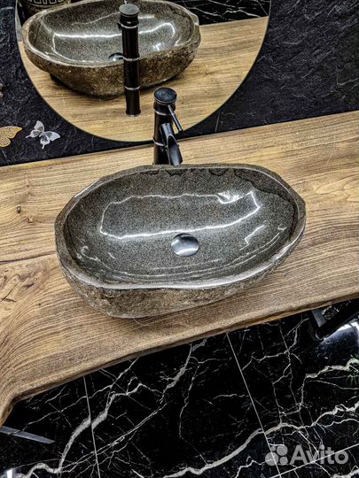 Раковина из камня с о.Бали, Индонезия