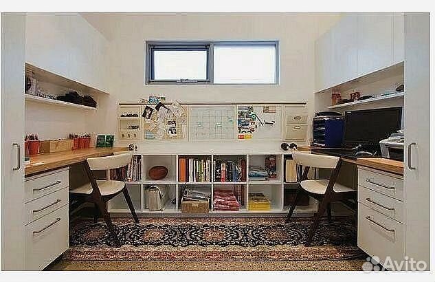 Рабочая зона со шкафом в детскую