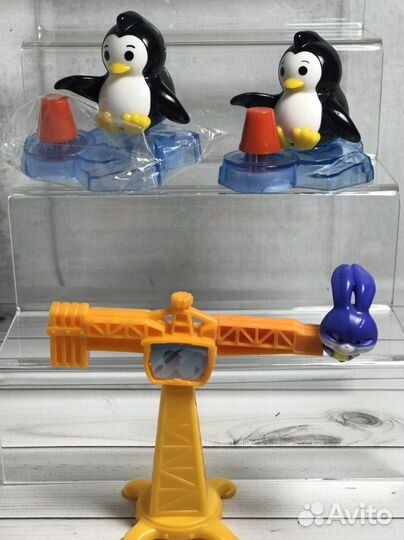 Игрушки из киндер макси