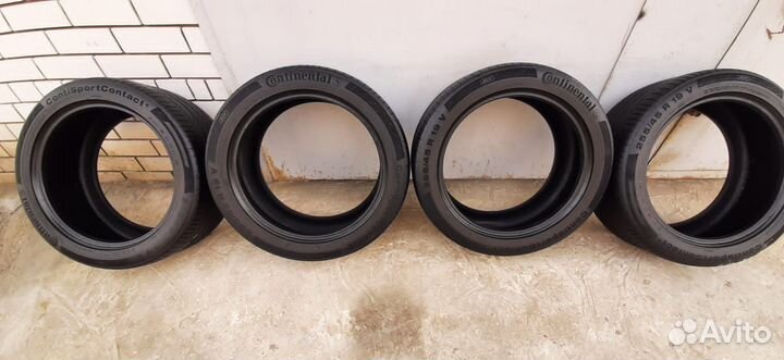 Continental ContiSportContact 5 255/45 R19 100V