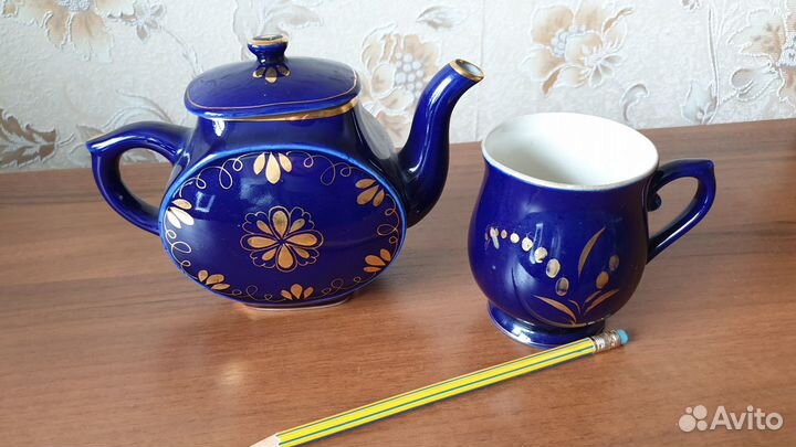 Чайник и кружка, Гжель