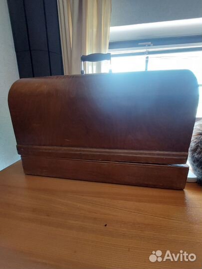 Швейная машина подольская