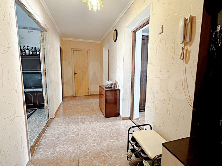 3-к. квартира, 70 м², 3/5 эт.