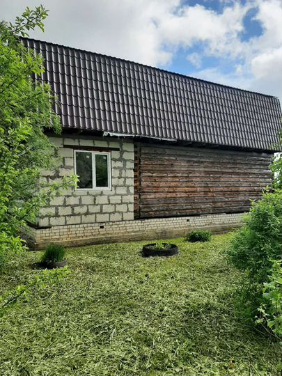 Дом 200 м² на участке 27 сот.