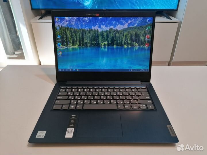 Мощный ультрабук Lenovo 2021 года как новый