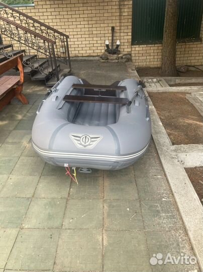 Лодка нднд Флагман