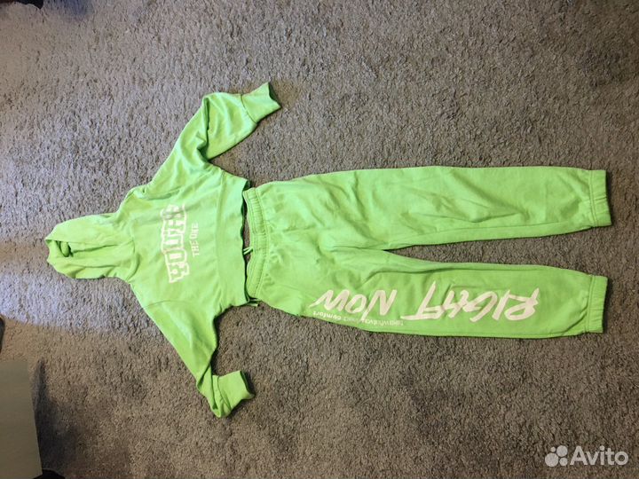 Спортивный костюм