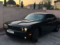 Dodge Challenger 3.6 AT, 2021, 39 000 км, с пробегом, цена 2 700 000 руб.