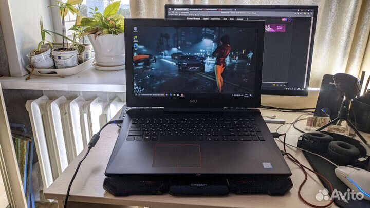 Подставка для ноутбука с вентиляторами