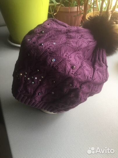 Шапочка вязаная с помпоном