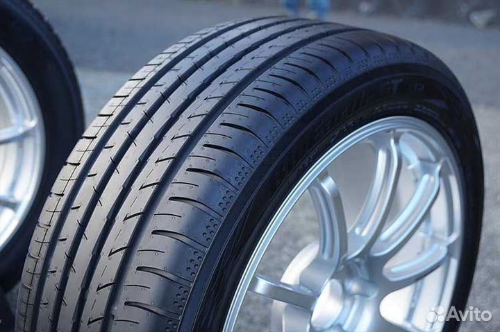 Yokohama BluEarth-GT AE51E 205/60 R16 92V