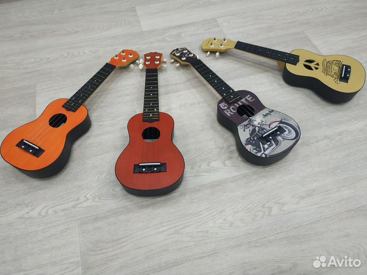 Укулеле новая