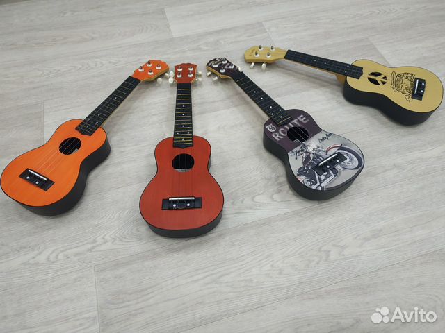 Укулеле новая