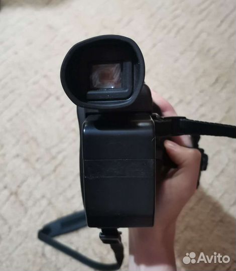 Видеокамера Panasonic RX70