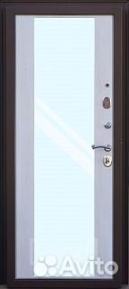 Металлическая дверь