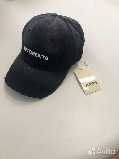 Кепка vetements