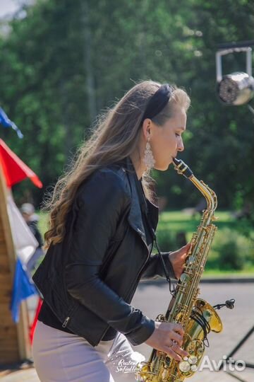 Саксофонист на праздник музыкант саксофон Казань